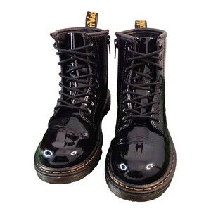 Dr Martens Black Patent Leather Combat Boots 1460J Kids Size US2